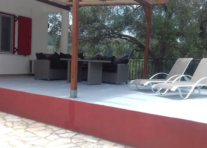 Holiday home Panos Gaios